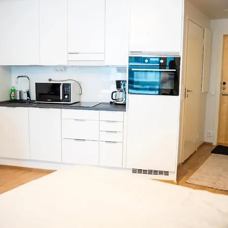 Upea Yksioe Tapiolan Urheilupuistossa شقة *